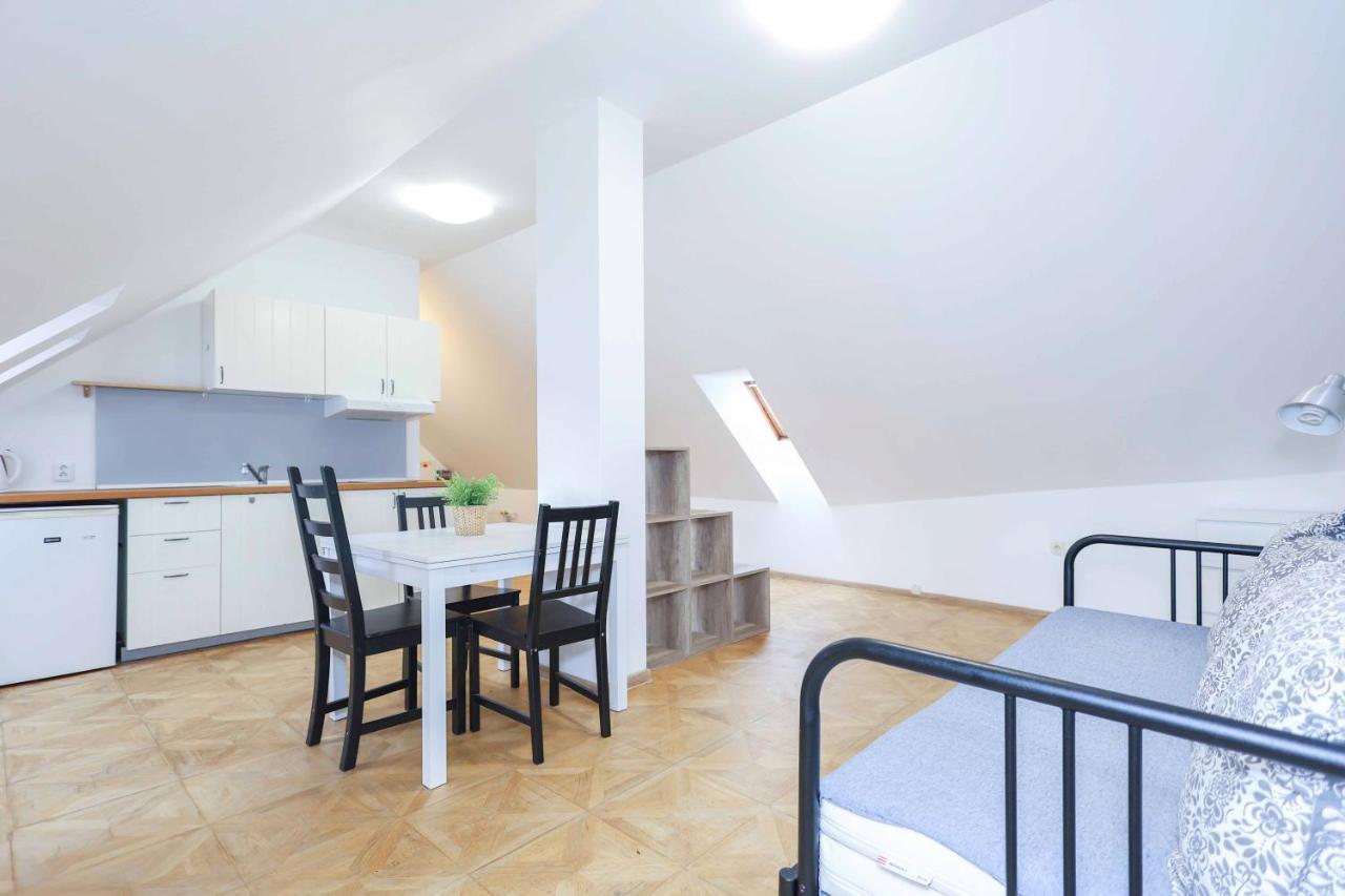 Beethoven Apartments 브라티슬라바 외부 사진